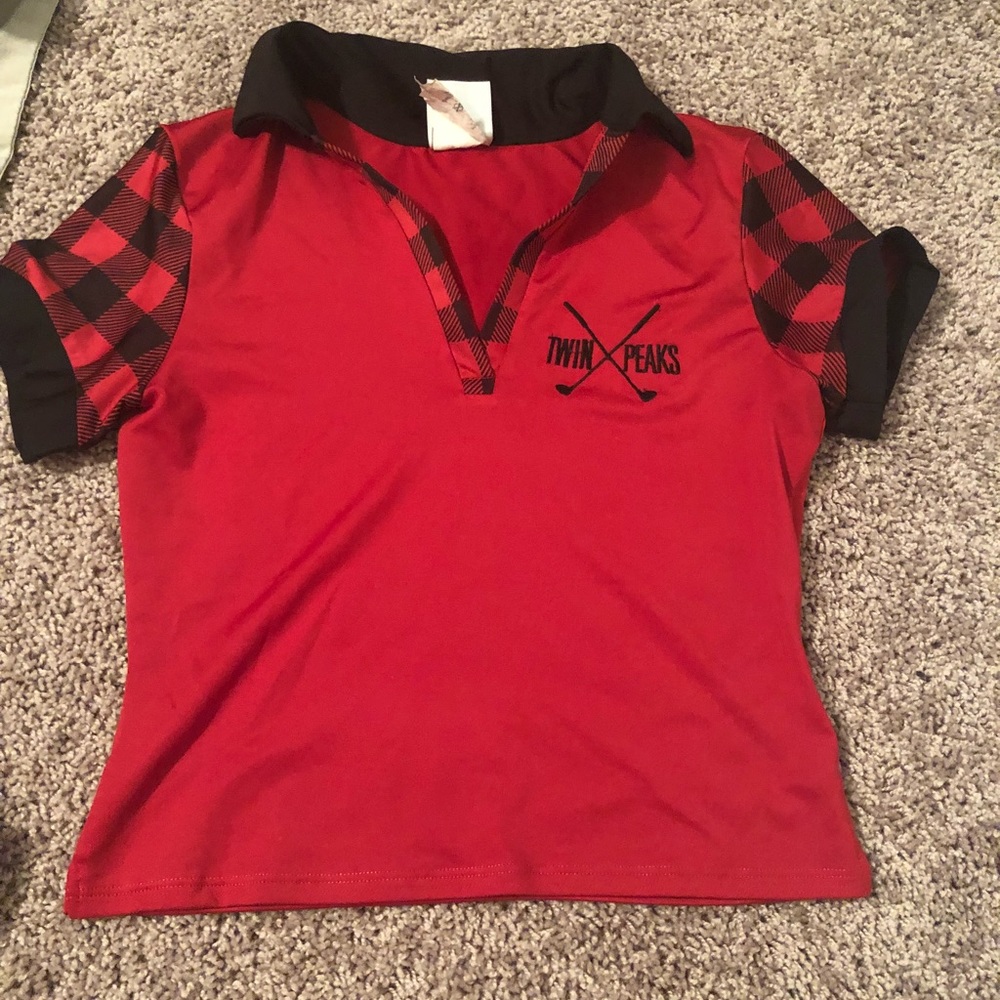 Small golf twin Peaks